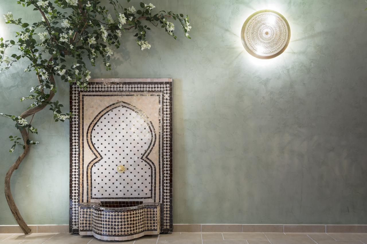 Riad Spa "Les Portes De L'Orient" تور المظهر الخارجي الصورة